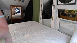 Hey Sean, check this surprise video where I beg you to breed me! 😏 From mature redhead Dawnskye1962.