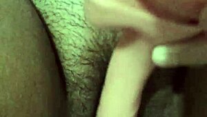 teen rubs herself with dildo in solo masturbation session