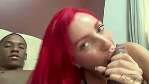 que enteado safado eu tenho depois de gozar na minha buceta meteu no meu cuzinho e gozou novamente la dentro.