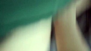 थाई गर्ल कॉस्प्ले में कहती है, देखो मैं अपने हसबैंड को इस होममेड वीडियो में चोदती हूँ