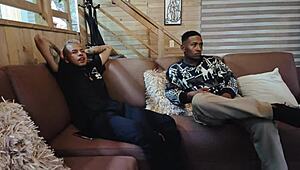 Discovering Stepsister In The Shower