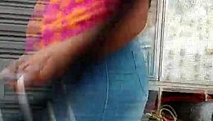 spying on two rich asses in fresero center