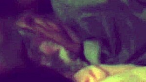 浴衣の若妻に夜這いをして、濃厚セックス