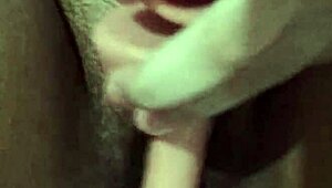 teen rubs herself with dildo in solo masturbation session