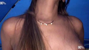 nozomi aso rocks an outdoor threesome 😎