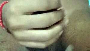 Μαλακώνω σκεπτόμενος την Karrol G, τόσο καυτό