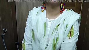 Taste my stepmom's pussy in the bathroom!