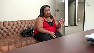 Peaches casting: fat bbw blows cock in pain.