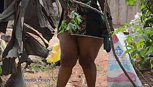 mad bbw picking dirt from the bin fucked by lonely guy with no wife