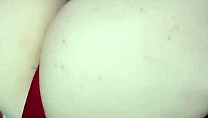 Hey, sit on my face with that sexy ass 😍