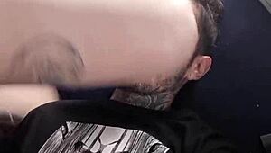 Hey, sit on my face with that sexy ass 😍