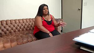 Peaches casting: fat bbw blows cock in pain.