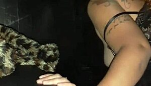 vörös hajú feleség szopja a férjét aztán gumi nélkül baszik idegennel a swing házban 😈