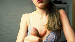 Beauty with red lips gives close-up handjob to her boyfriend, moaning all the way 😘