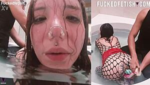 Skinny Slut Underwater Pussy Fuck