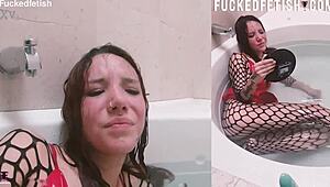 Skinny Slut Underwater Pussy Fuck