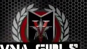 Сара Джей лиже путката на Порша 😋