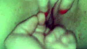 i'm masturabting so hard right now, ahh oops