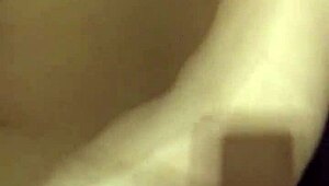 Meeting an older woman on Tinder for a casual chat