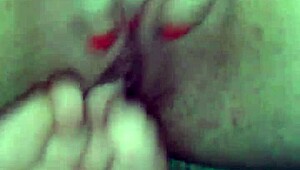 i'm masturabting so hard right now, ahh oops