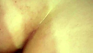 Amadora implorando pro papai meter forte no cu