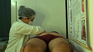 Ereção Durante Consulta com a Enfermeira