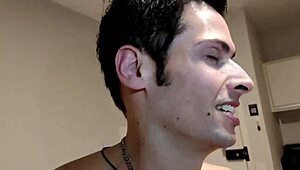 La matrigna mi ha insegnato a scopare a pelo