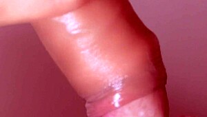 Japanese Sexy Blowjob Cum In Mouth Close-Up