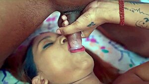 18-Year-Old Indian College Couple's First Time