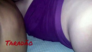 puta safada tomando porra na boca e no cu