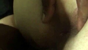 Meeting an older woman on Tinder for a casual chat