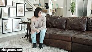 Desperate milf stepmom Olive Glass steals seeds in taboo roleplay 😈