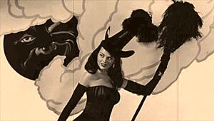 These vintage halloween items are amazing