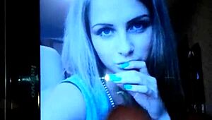 jerking off beautiful girl