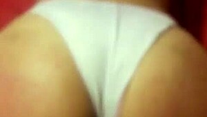 Cachando Una Mega Culona Peruana