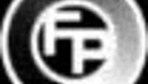 In the fire pro wrestling world 18, cammy and samus engage in intense ryona lesbian action.