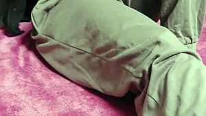 Oil Pleasure with Real Amateur Orgasm