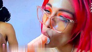 Horny lesbians kiss and lick pussy intensely