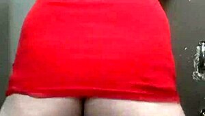 Hey, check out this fat booty tranny in a dress! 😍