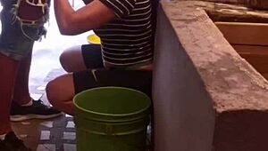 สาวโดนลูกพี่ลูกน้องตีฉีกตูดตอนซักผ้า