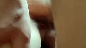 Mature Wife in Amateur Home Porno