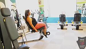 Rome major fucks her throat, chunky Sofia Rose loves BBC