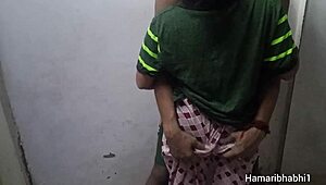 Indian Desi Bhabhi fucks husbands friend while husband at work!