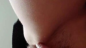 i masturbate my hairy pussy intensely until i cum