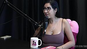 Compilados da Renatinha Melo cast with Tifany Rocha and Didy Reis - Part 2 on sheer red