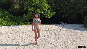 Girl Pissed On Public Beach Shocked