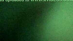 Brunette Beauty Dando Sua Buceta In Workout Session