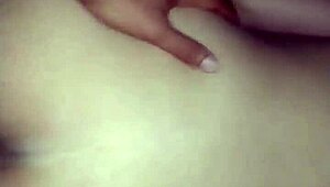 Arab milf wife shows off her sexy ass for hot fucking