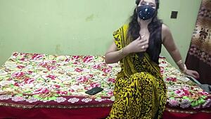 Pakistani hot aunty invites lover for ass fucking with hindi audio