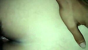 Arab milf wife shows off her sexy ass for hot fucking